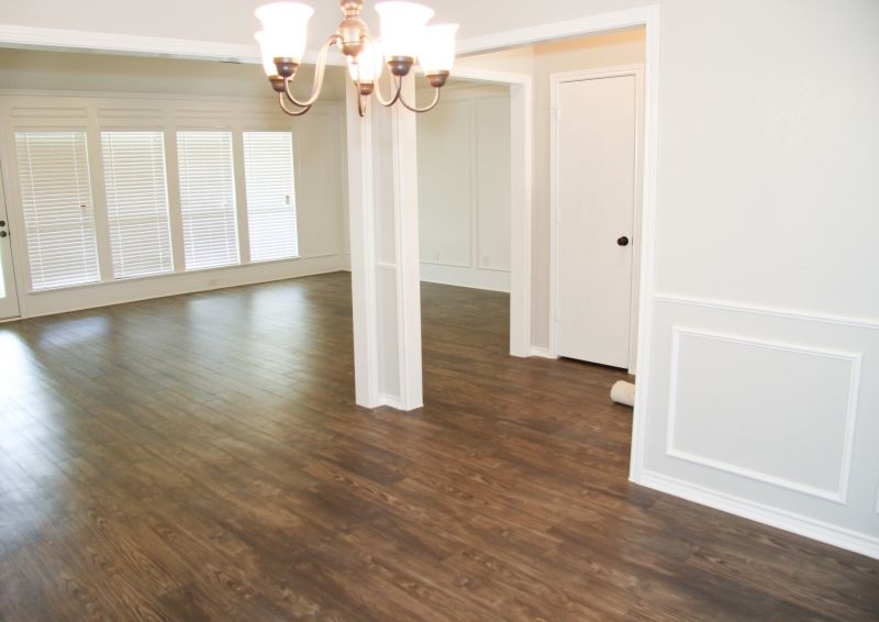 Oak Floor Varnishing in Kansas City, KS
